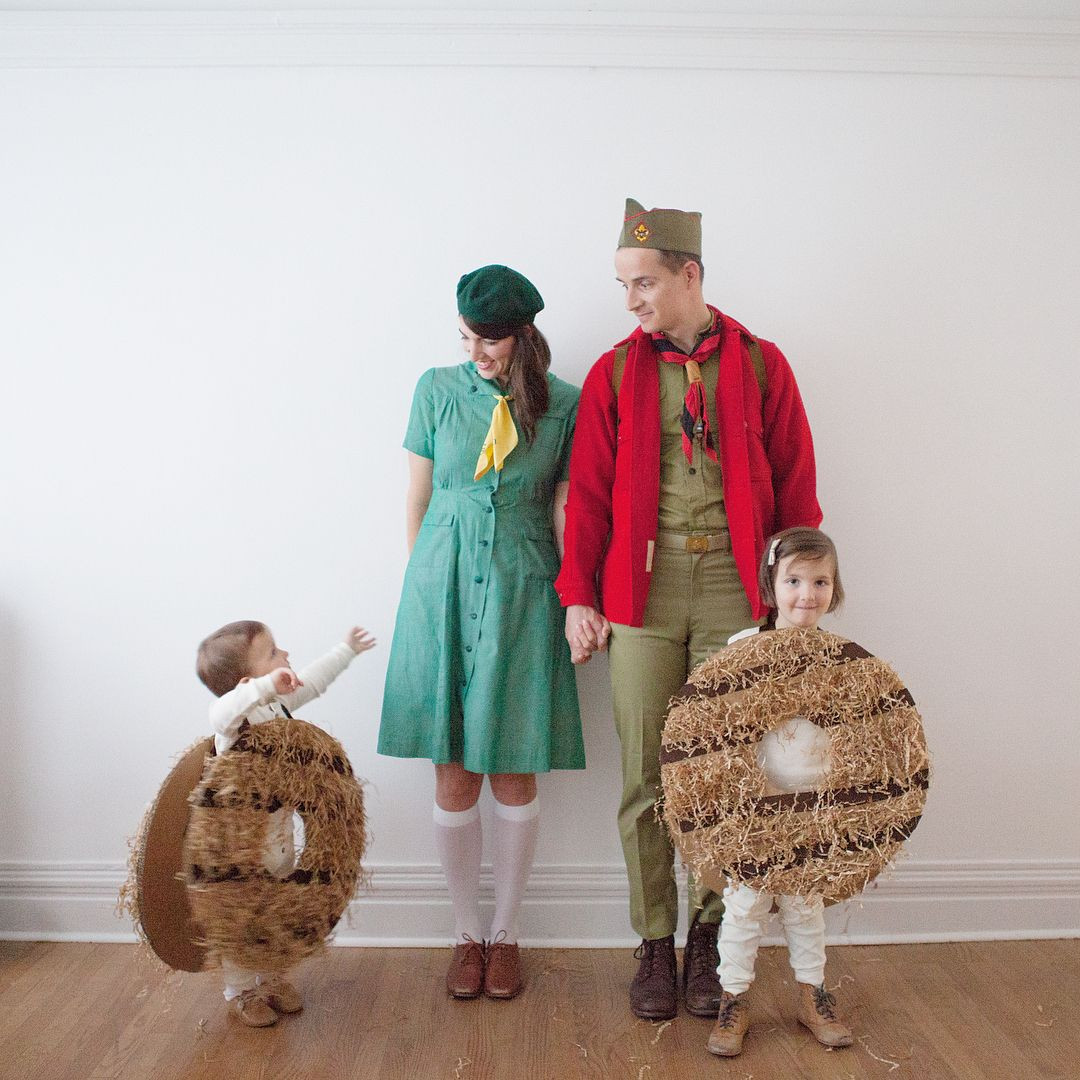 Girl Scout Halloween Party Ideas
 Halloween costume ideas Girl Scout and cookies creative