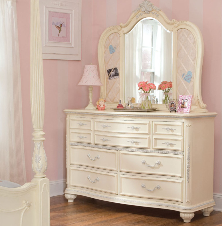 Girls Bedroom Dresser
 Top 7 Cutest Beds For Little Girl s Bedroom Cute Furniture