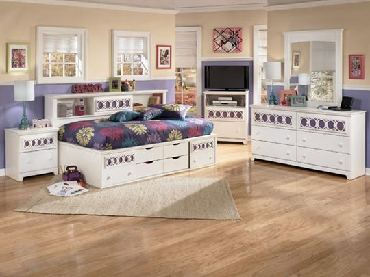 Girls Bedroom Set With Desk
 Bedroom sets Teen bedroom sets and Bookcases on Pinterest