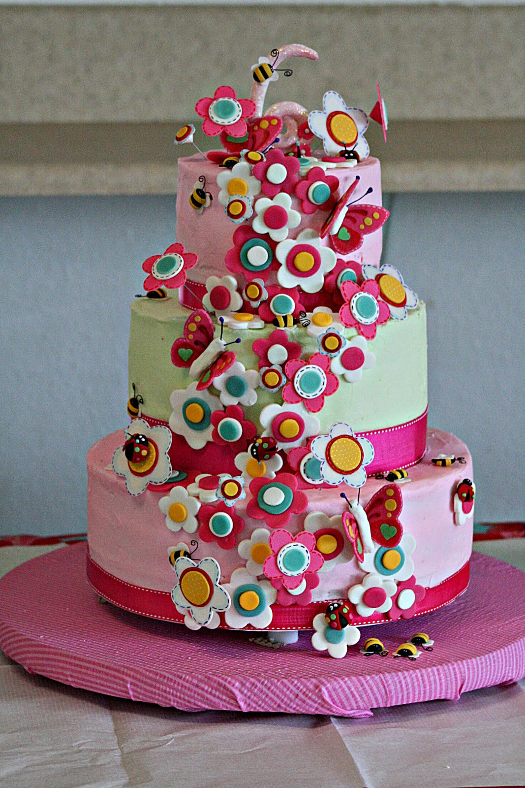 Girls Birthday Cake
 Serendipity Custom Cakes Miss Maiyah s birthday Cake 2010