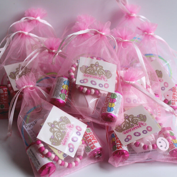 Girls Gift Bag Ideas
 PINK YOUNGER GIRLS PAMPER THEMED PRE FILLED PARTY BAG
