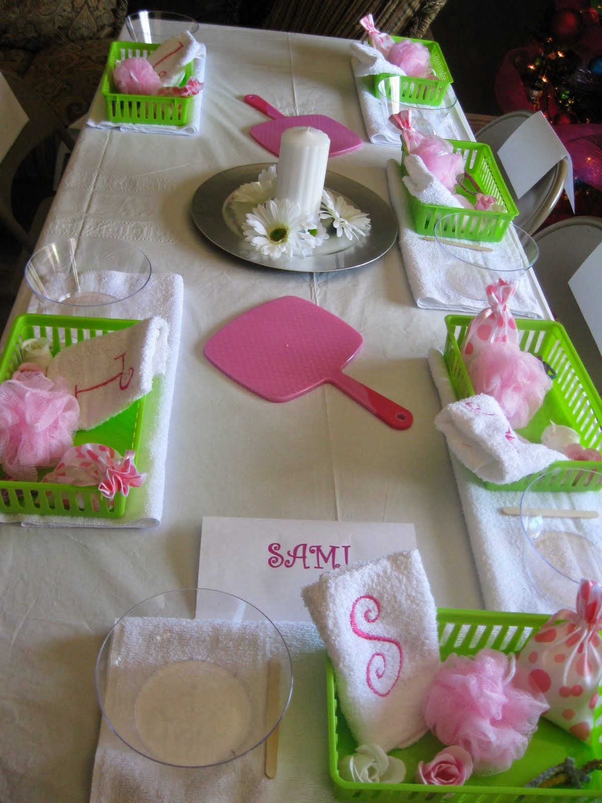 Girls Spa Birthday Party Ideas
 Giggle Bean girl birthday party