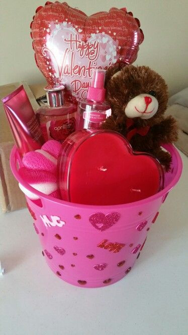 Girls Valentine Gift Ideas
 7 Sweet and Thoughtful Valentine s Gift Ideas Your