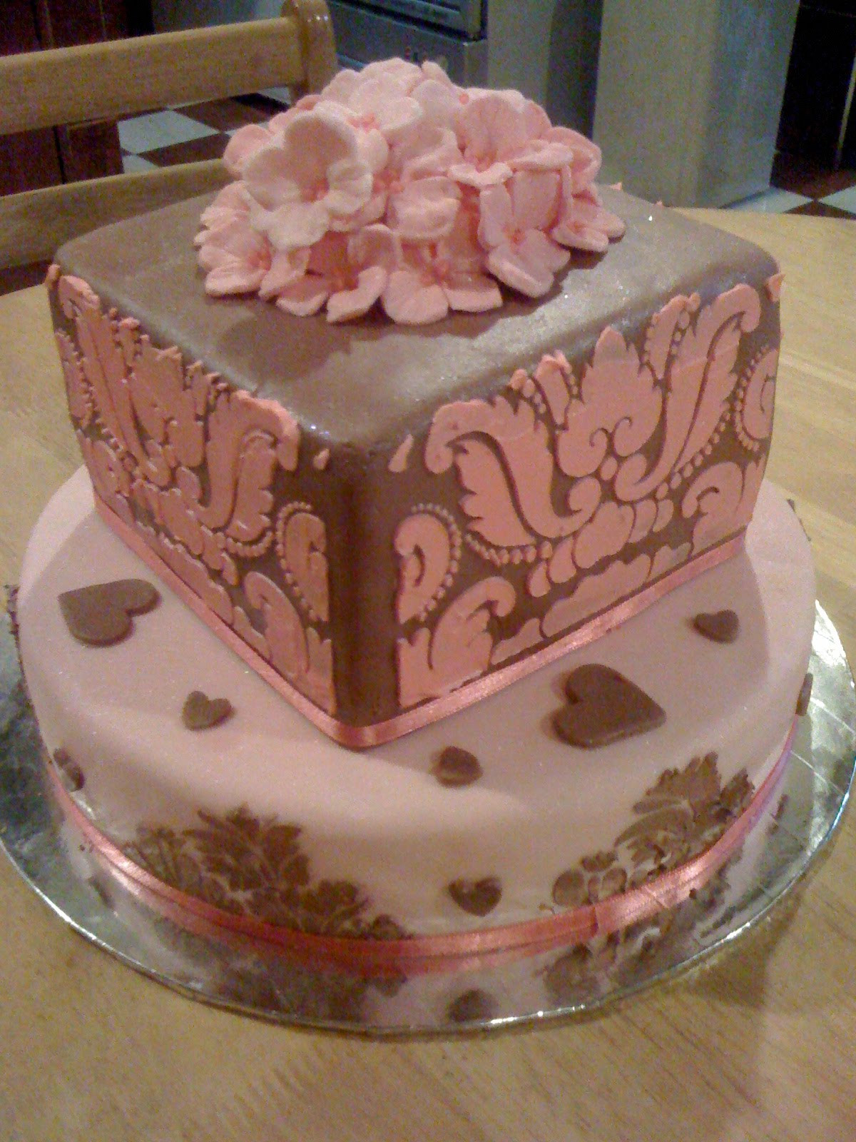 Girly Birthday Cakes
 CitsCakes Flower damask girly birthday cake