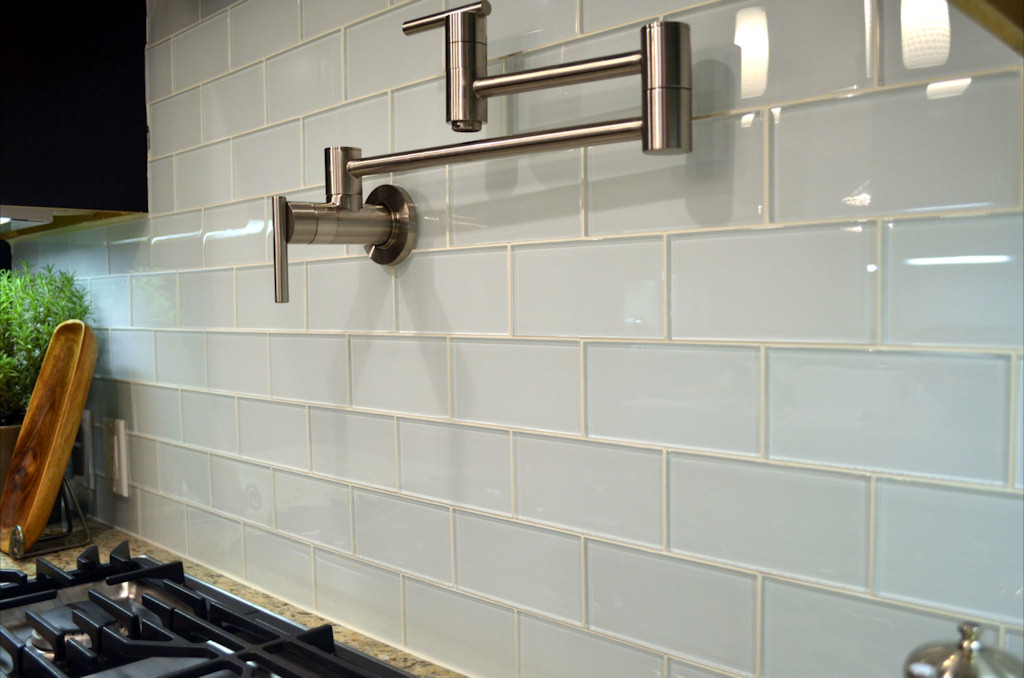 Glass Kitchen Backsplash
 kitchen backsplash tile