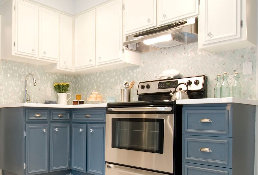 Glass Kitchen Backsplash
 The Beginner s Guide to the Kitchen Backsplash