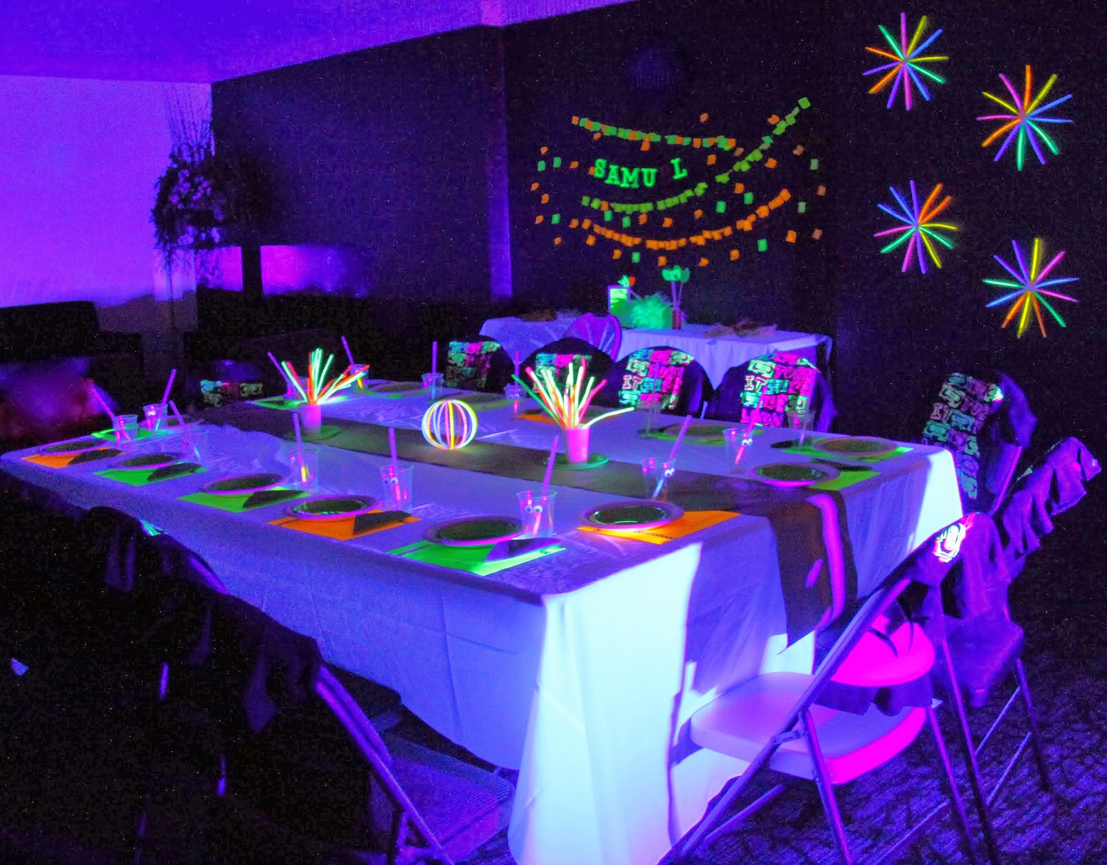 Glow In The Dark Ideas For A Birthday Party
 THREElittleBIRDS Neon Glow in the Dark Birthday Party