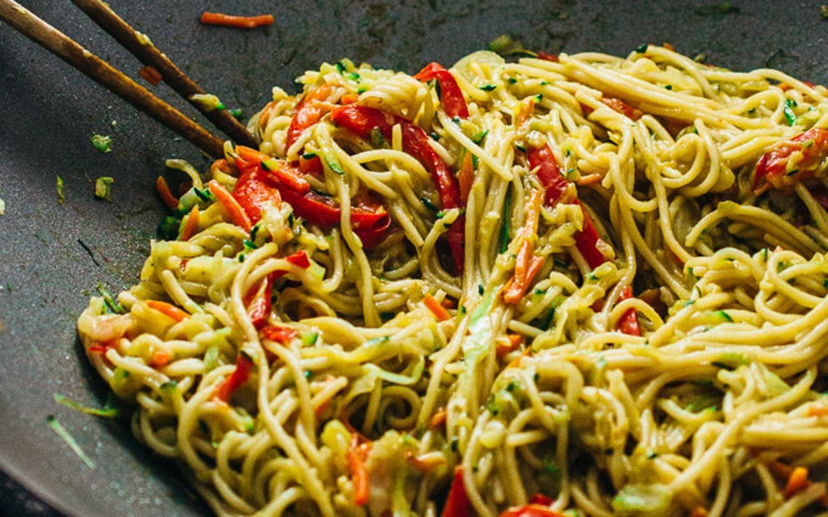 Gluten Free Chow Mein Noodles
 15 Minute Ve arian Chow Mein [Vegan Gluten Free] e