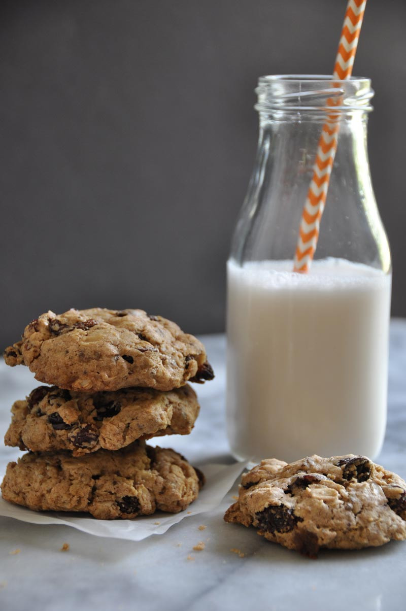 Gluten Free Vegan Oatmeal Raisin Cookies
 Soft Gluten Free & Vegan Oatmeal Raisin Cookies Veganosity