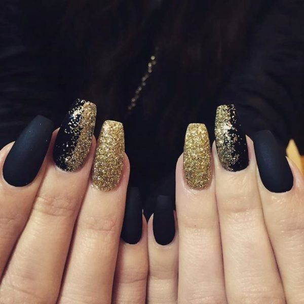 Gold Glitter Coffin Nails
 Glamorous Black and Gold Nail Designs Be Modish