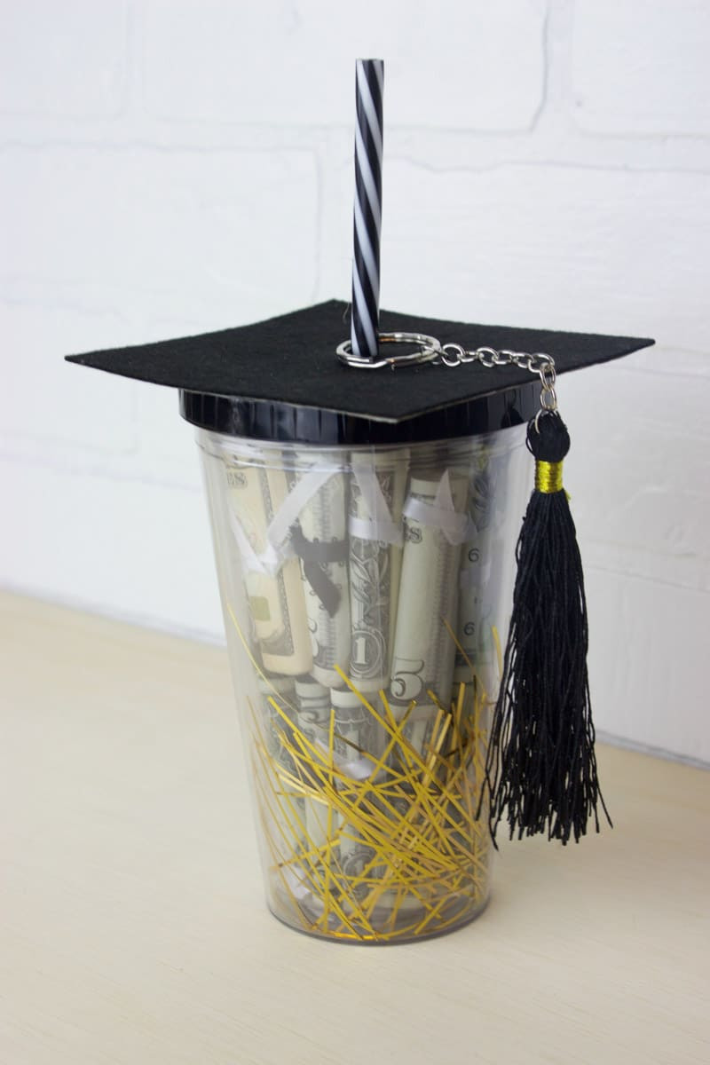 Graduation Gag Gift Ideas
 30 Awesome High School Graduation Gifts Graduates Actually