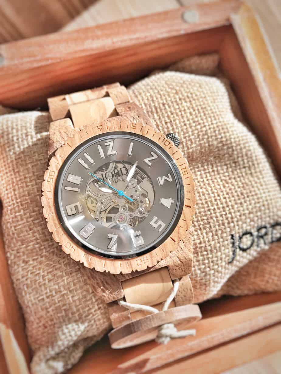 Graduation Gift Ideas For Guys
 Graduation Gift Ideas JORD Men s Watch Housewives of