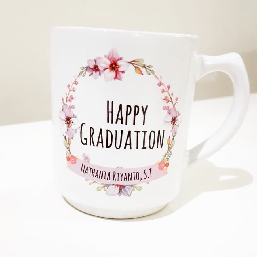 Graduation Gift Ideas For Sister
 Special & Memorable Graduation Gift Ideas 5 Minute DIY