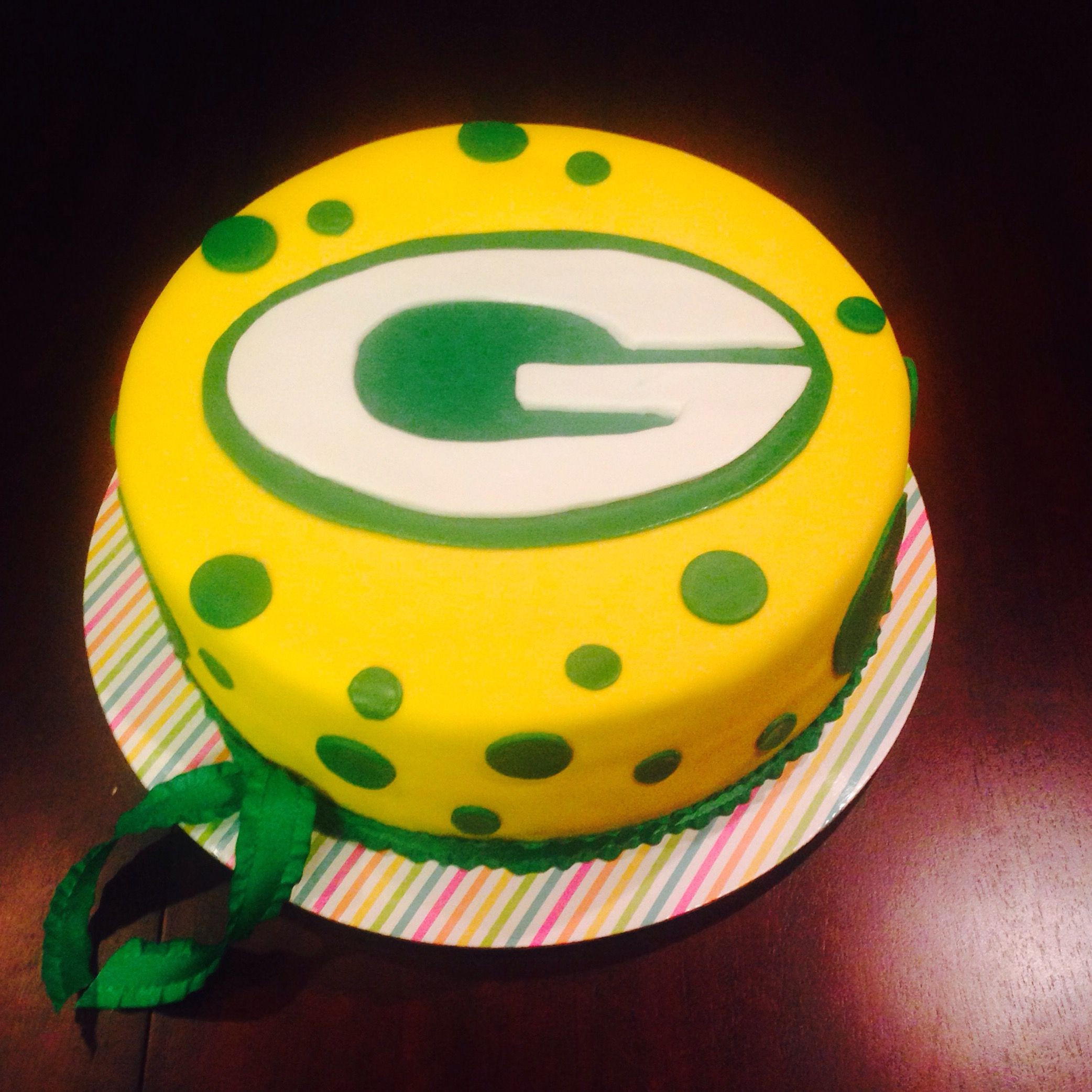 Green Bay Packers Birthday Cake
 Green Bay Packers cake