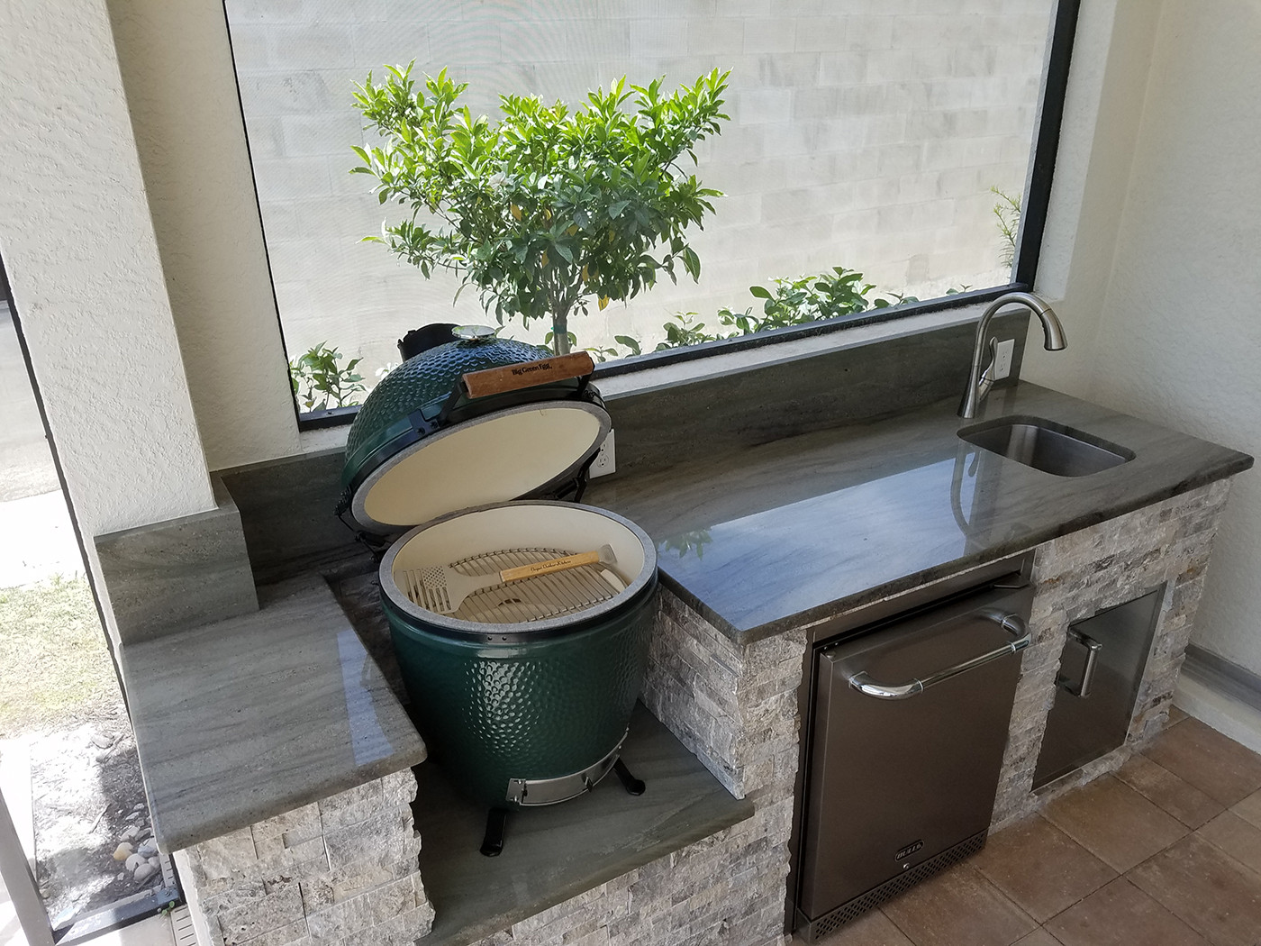 Green Egg Outdoor Kitchen
 The Big Green Egg Outdoor Kitchen Elegant Outdoor Kitchens