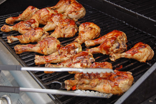 Grilled Chicken Legs Recipe
 The Secret of Barbecuing Chicken Legs on a Gas Grill Eat