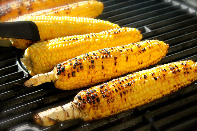 Grilled Corn On Cob
 Grilled corn on the cob SAVOIR FAIRE by enrilemoine