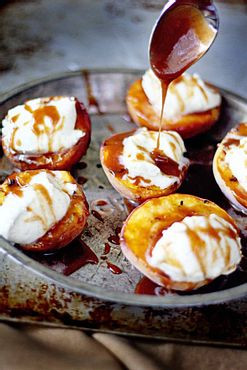 Grilled Fruit Desserts
 Make dessert sizzle with these easy grilled fruit recipes