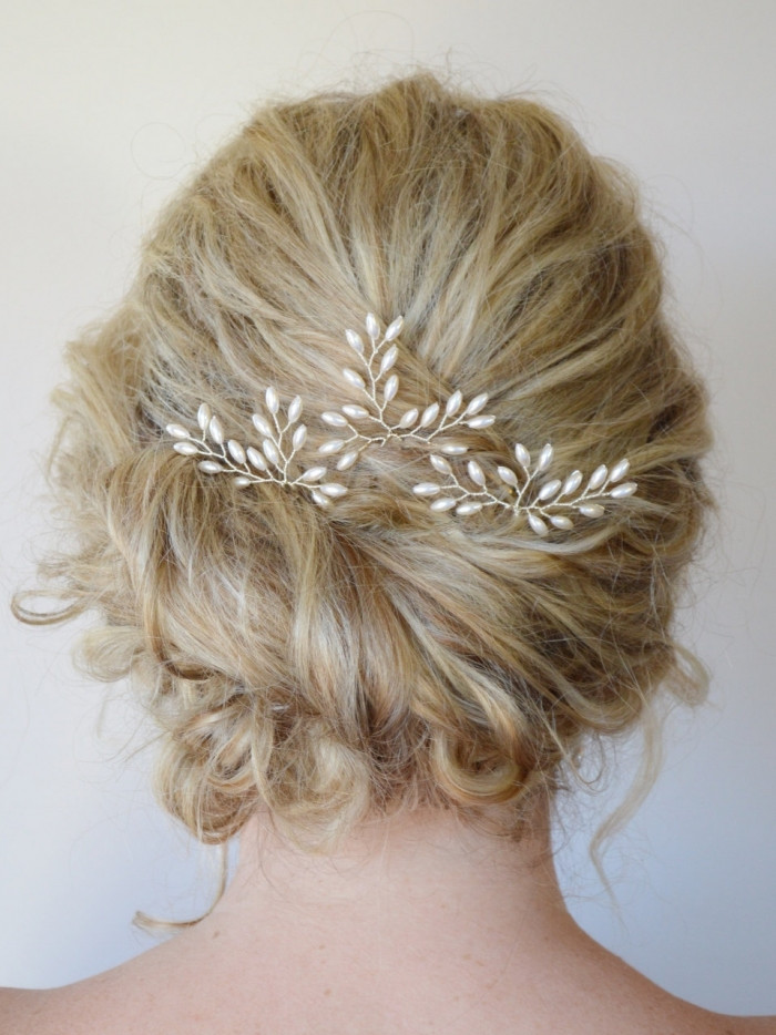 Hair Brooches
 10 Timeless Hair Brooches for Your Big Day