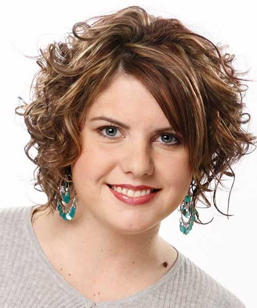 Haircuts For Naturally Curly Hair And Round Face
 7 Short Curly Haircuts For Round Faces