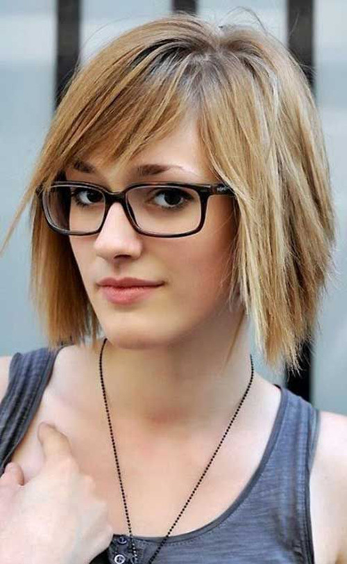 Haircuts For Women With Glasses
 20 Best Hairstyles for Women with Glasses