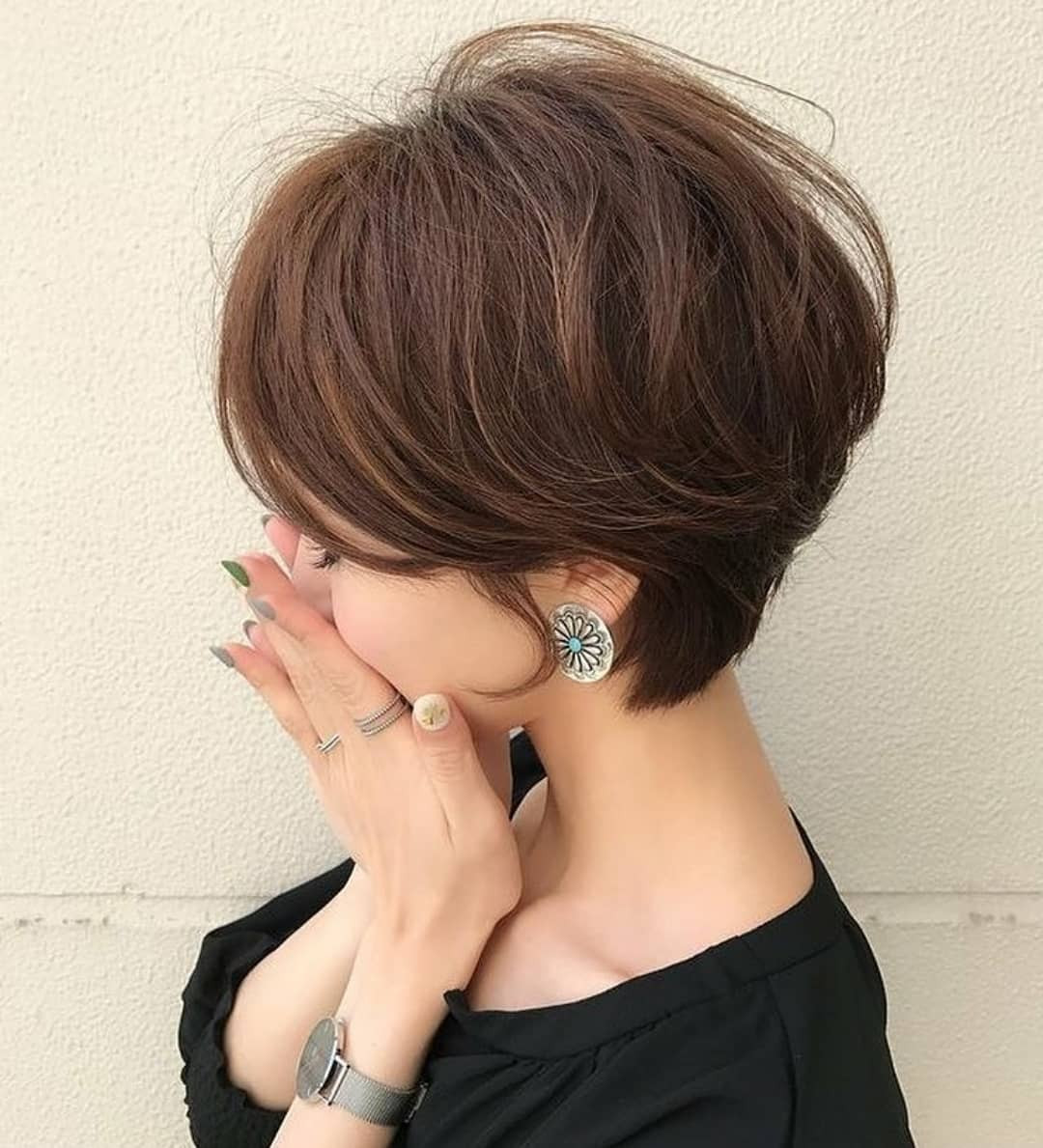 Haircuts For Young Women
 10 Cute Short Hairstyles and Haircuts for Young Girls