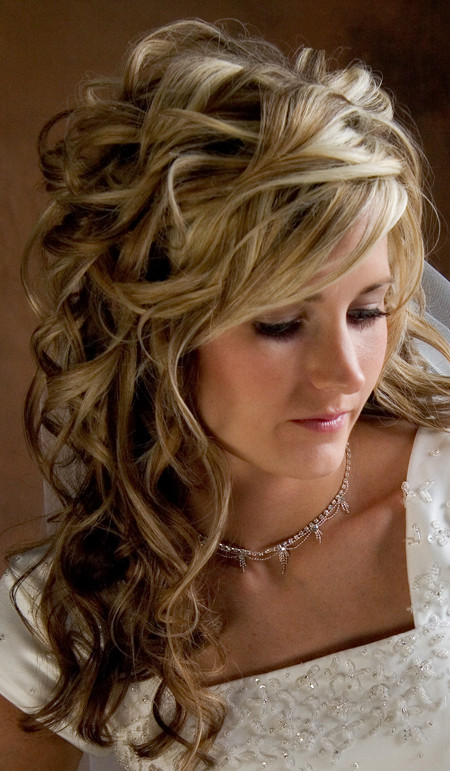 Hairstyles For Long Hair For A Wedding
 Wedding Hairstyles For Long Hair