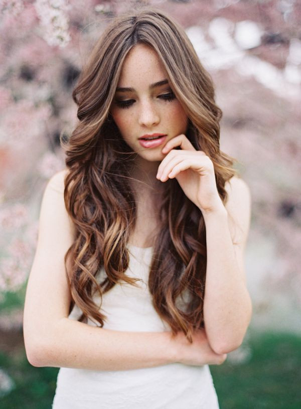 Hairstyles For Long Wavy Hair
 35 Beautiful And Trendy Hairstyles For Long Hair