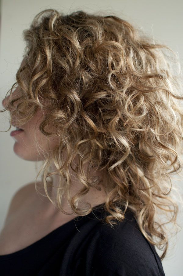 Hairstyles For Shoulder Length Curly Hair
 32 Easy Hairstyles For Curly Hair for Short Long