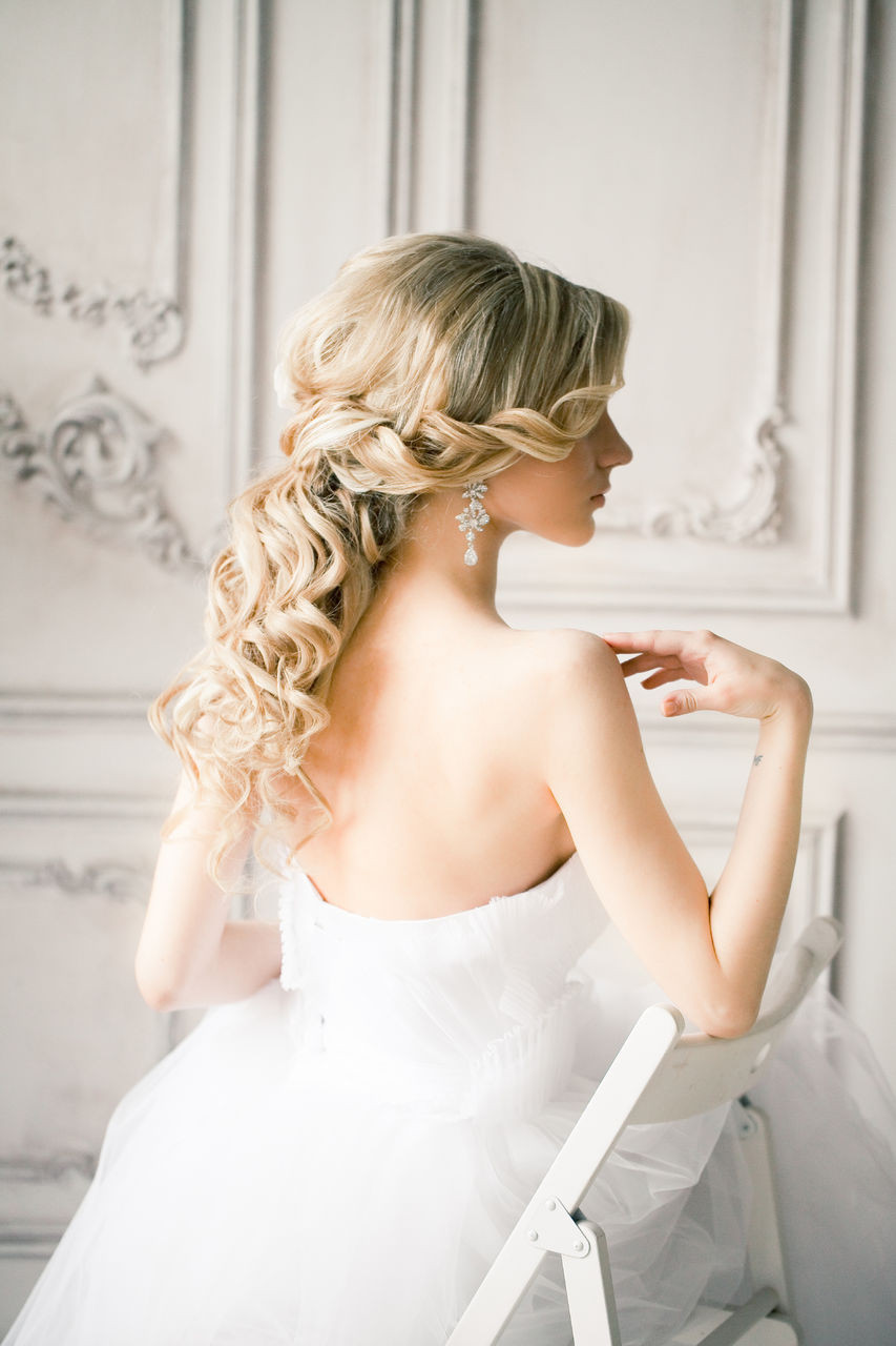 Hairstyles Half Up Half Down Wedding
 20 Awesome Half Up Half Down Wedding Hairstyle Ideas