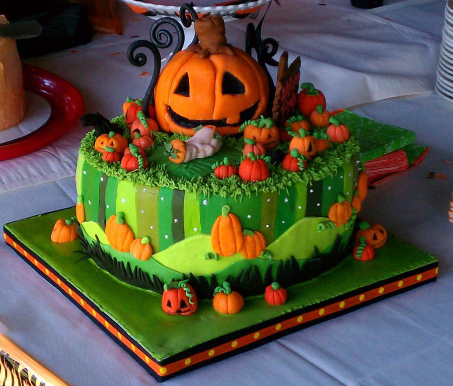 Halloween Baby Shower Cakes
 Halloween Themed Baby Shower CakeCentral