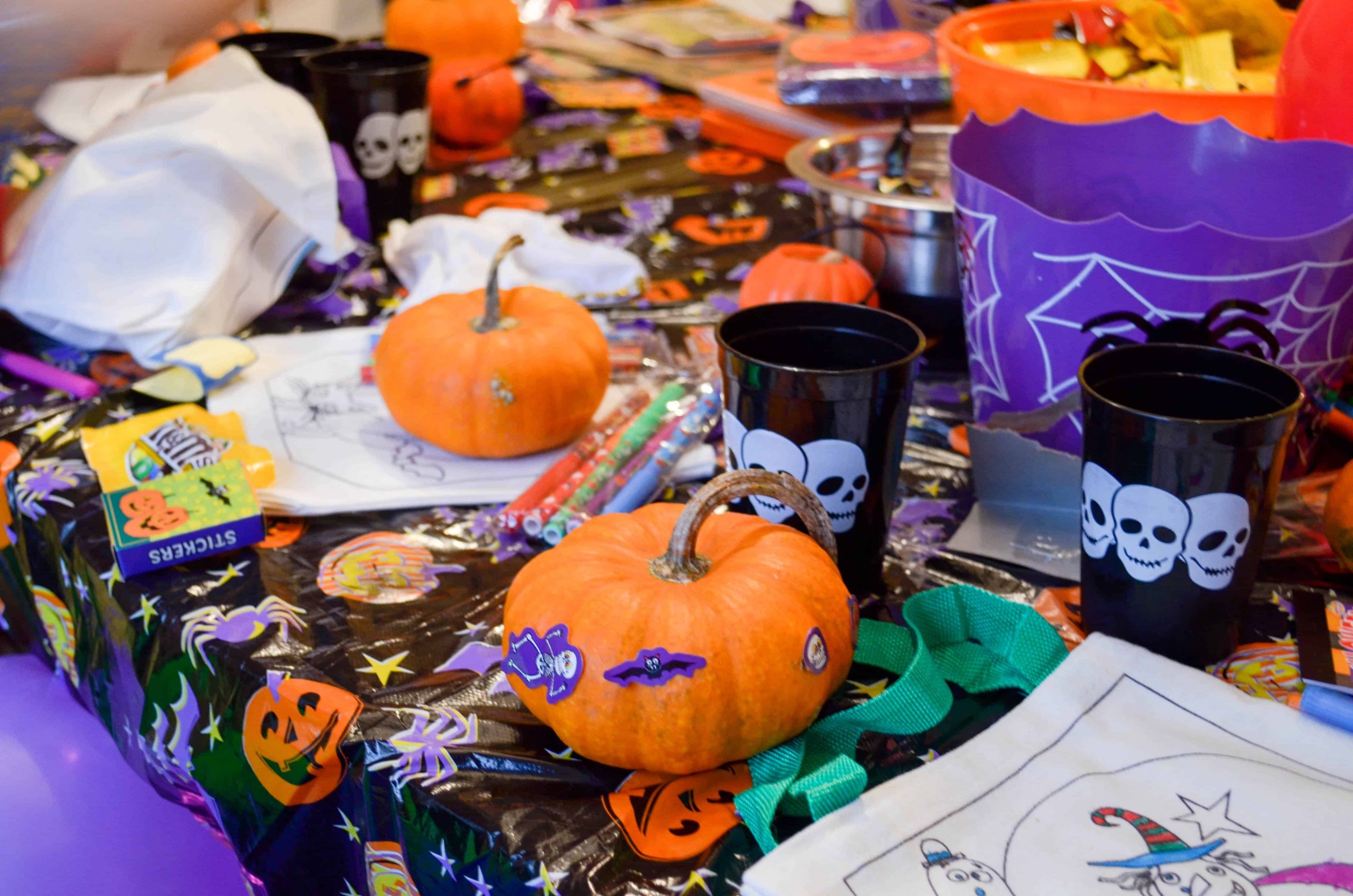 Halloween Bday Party Ideas
 How To Throw The Best EVER Halloween Themed Birthday Party