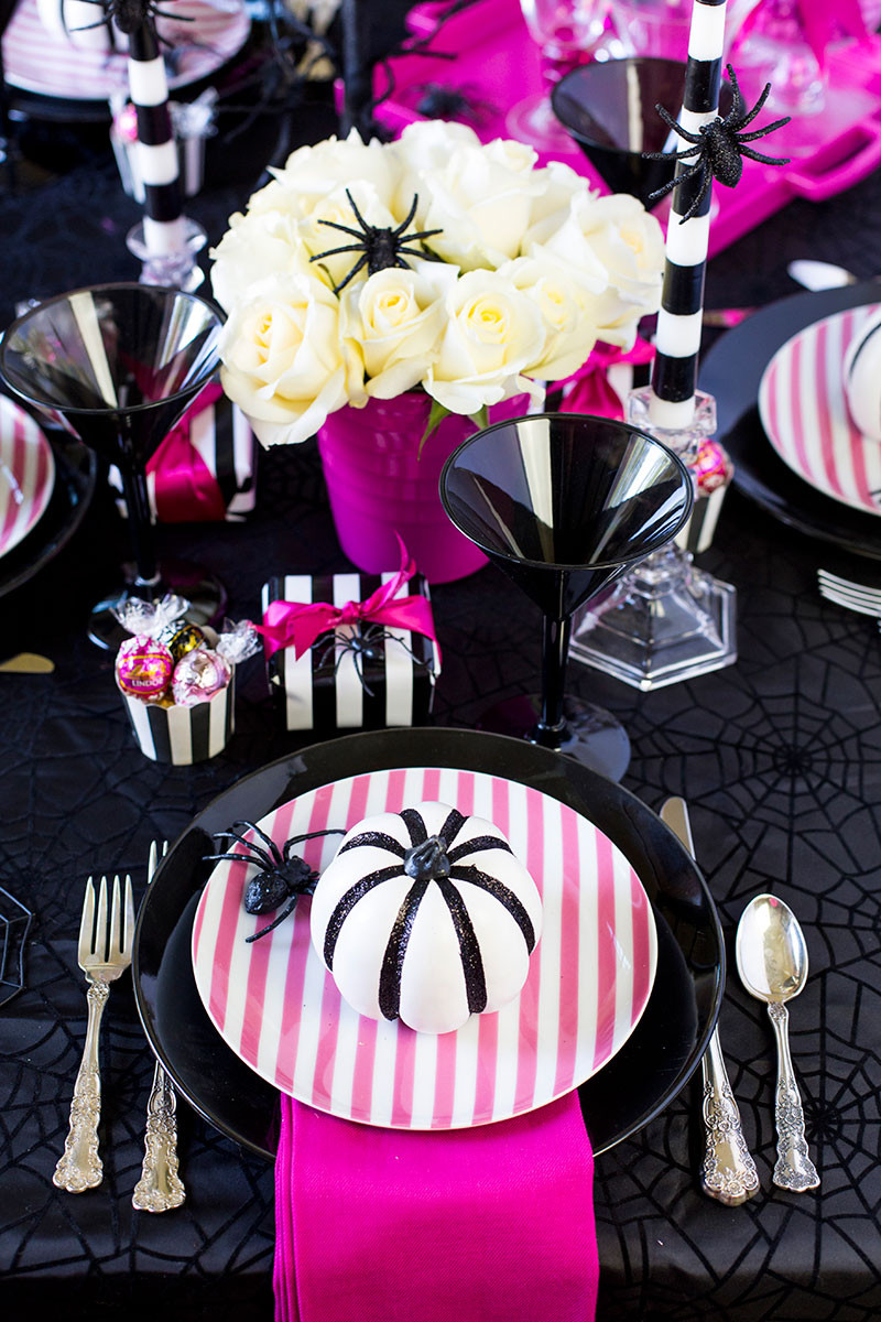 Halloween Birthday Party Decoration Ideas
 10 Creative Halloween Party Ideas