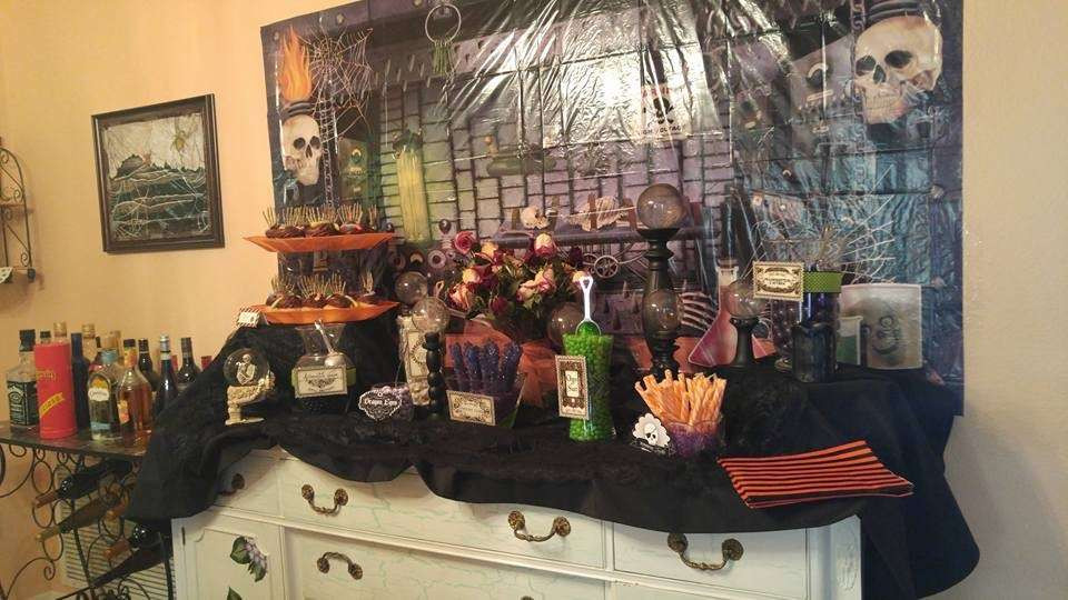 Halloween Bunco Party Ideas
 Spooky Bunco Party Ideas 3 of 37