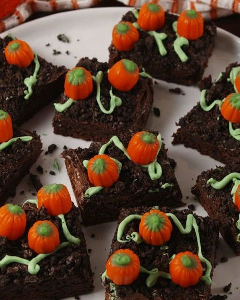 Halloween Office Party Food Ideas
 40 Easy Halloween Party Food Ideas Halloween Food for Adults