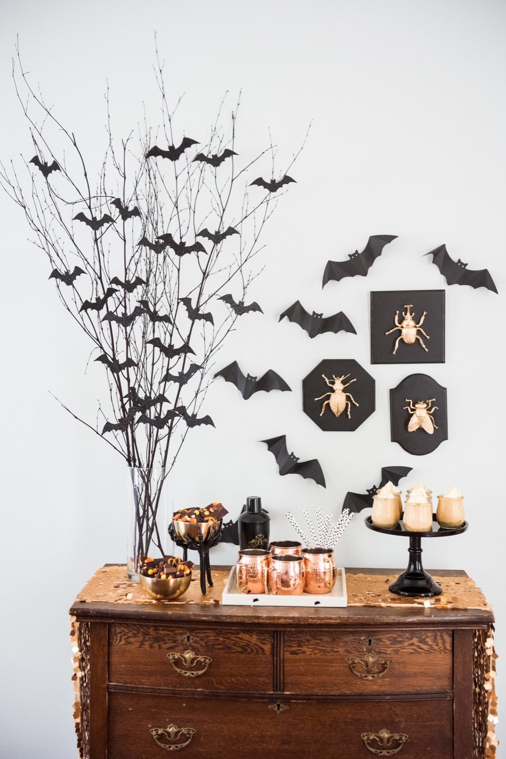 Halloween Party Ideas Diy
 Easy Spooky Halloween Party Decor The Sweetest Occasion