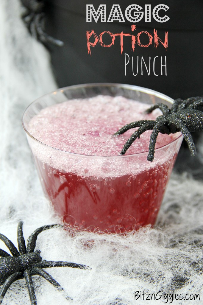 Halloween Party Punch Ideas
 15 Spooky and Delicious Drink Ideas for Halloween