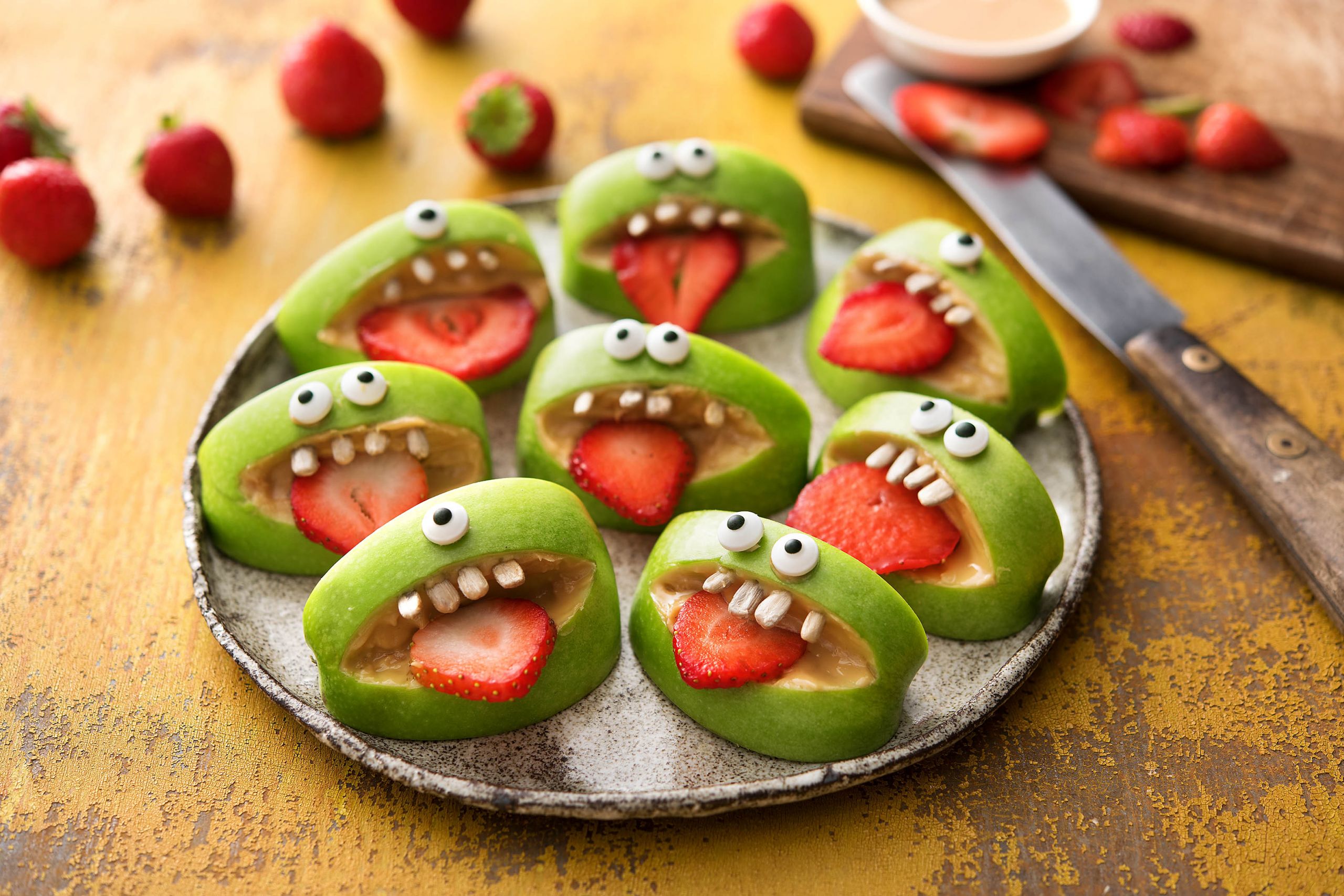 Halloween Treat Recipes For Kids
 3 Healthy Halloween Snacks For The Kids