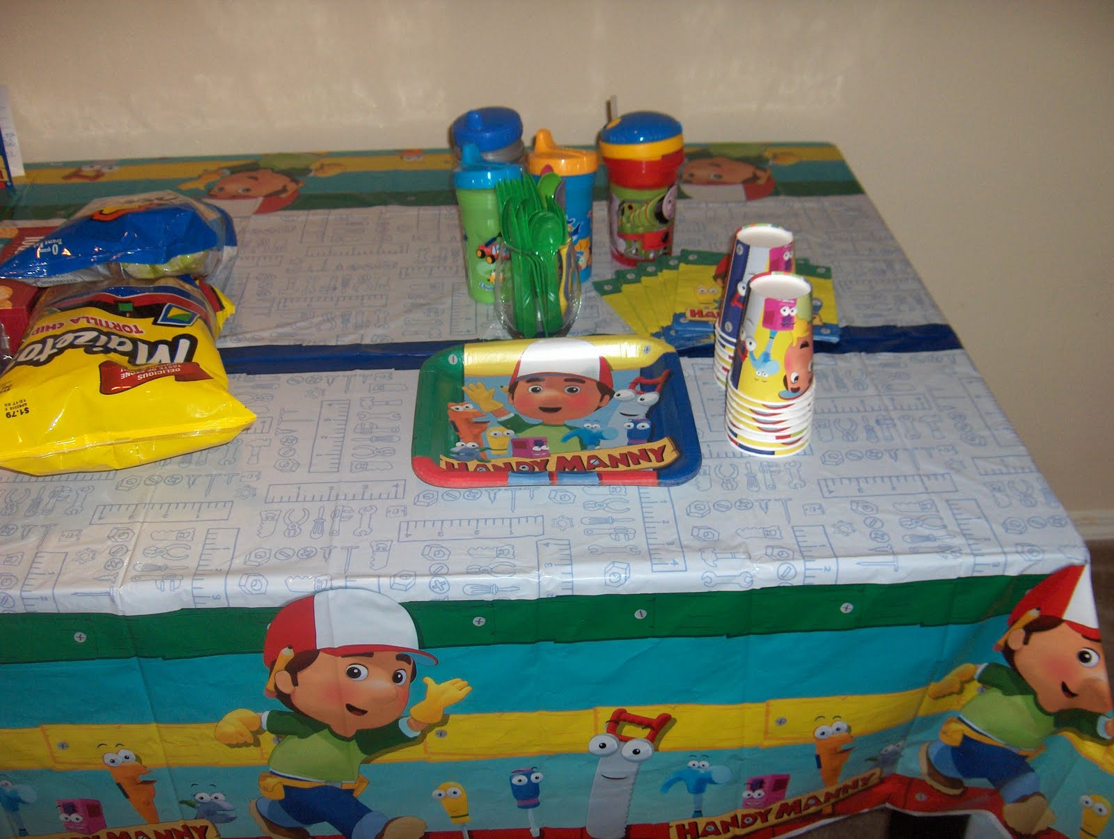 Handy Manny Birthday Decorations
 Just for Me d You Handy Manny birthday from Birthday