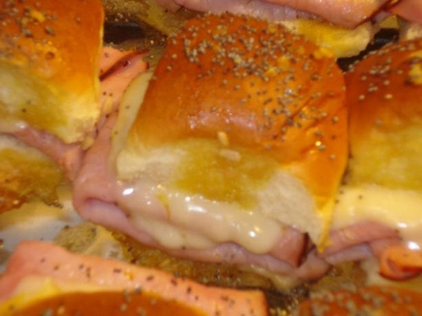 Hawaiian Bread Ham Sandwiches
 Ham Sandwiches on Hawaiian Rolls