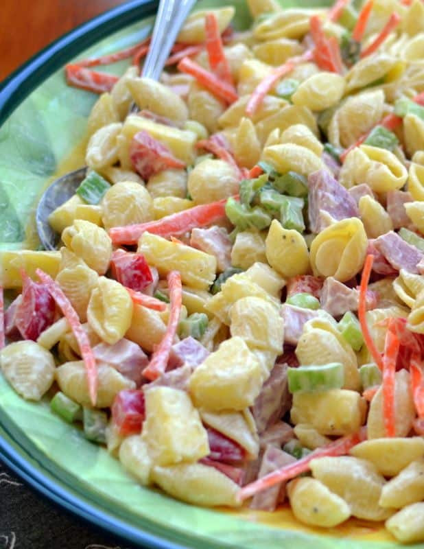 Hawaiian Pasta Salad
 Easy Sweet Hawaiian Pasta Salad