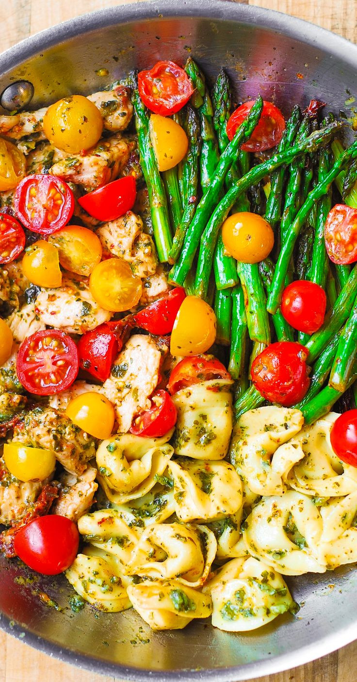 Healthy Summer Dinners
 e Pan Pesto Chicken Tortellini and Veggies Asparagus