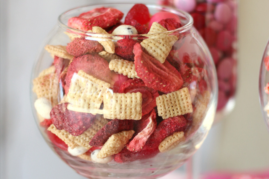 Healthy Valentine'S Day Snacks
 Healthy Valentine s Snack Mix Around My Family Table