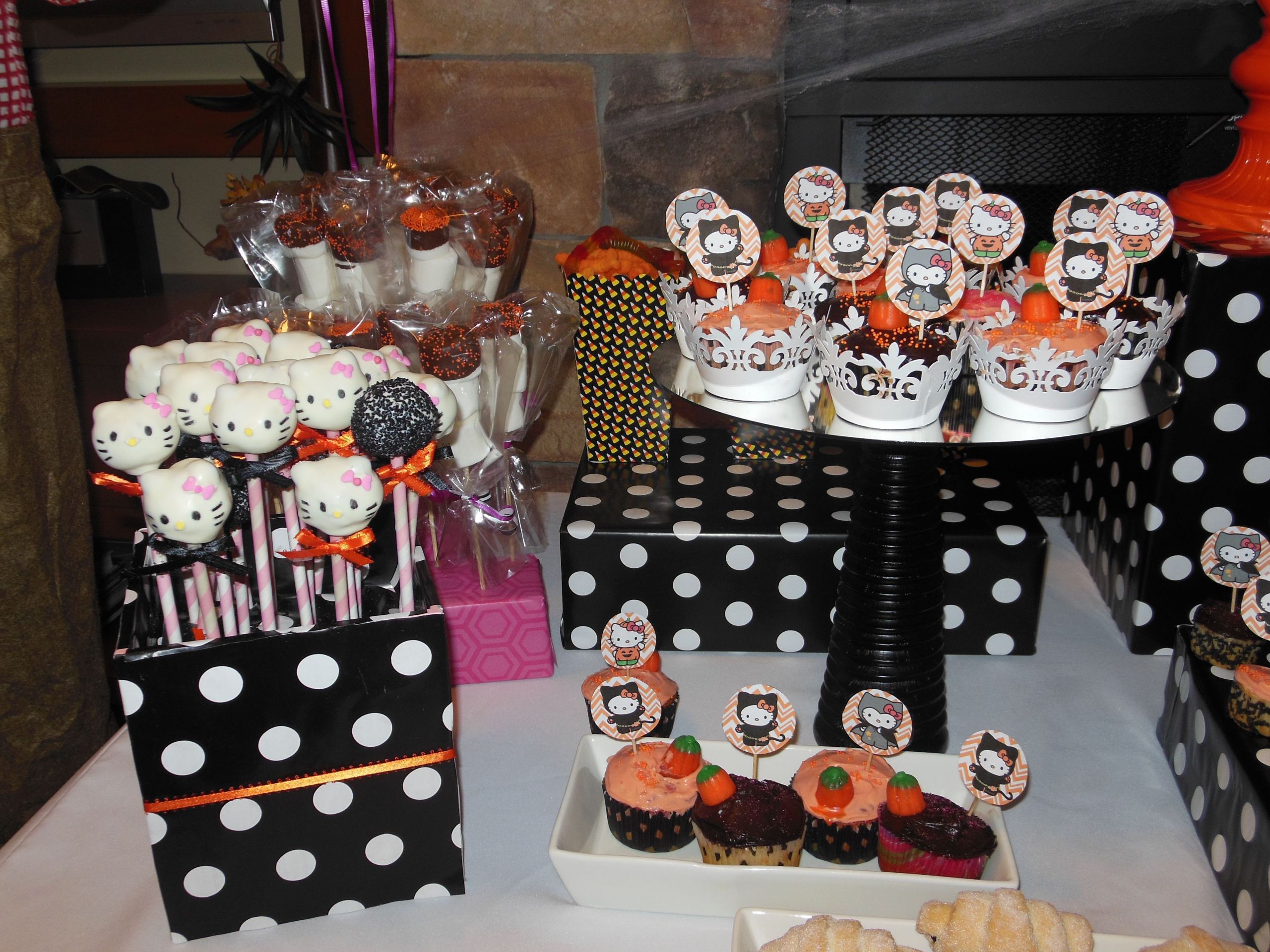 Hello Kitty Halloween Party Ideas
 Wrap boxes in Halloween paper for setting food & decor on