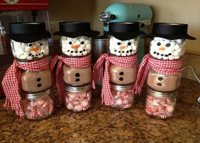 Holiday Craft Ideas For Adults
 21 Creative Christmas Craft Ideas for The Family