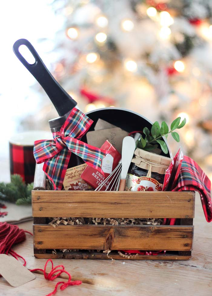Holiday Gift Basket Ideas
 100 Super Cute DIY Christmas Gift Baskets That Anyone