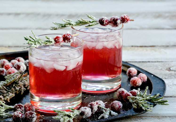 Holiday Gin Drinks
 Sparkling Christmas Tree Cocktail