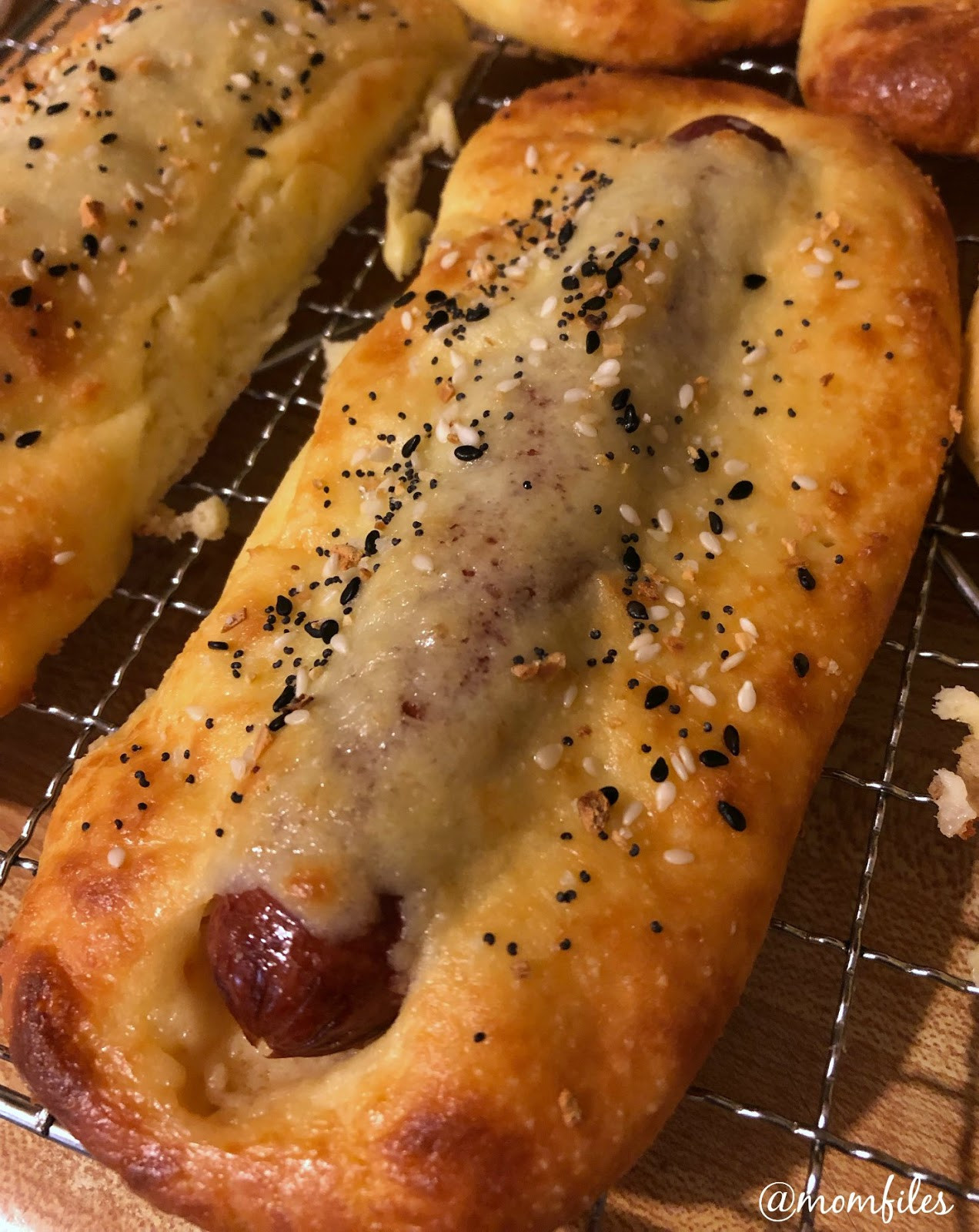 Hot Dogs On Keto
 Keto Hot Dogs With Buns