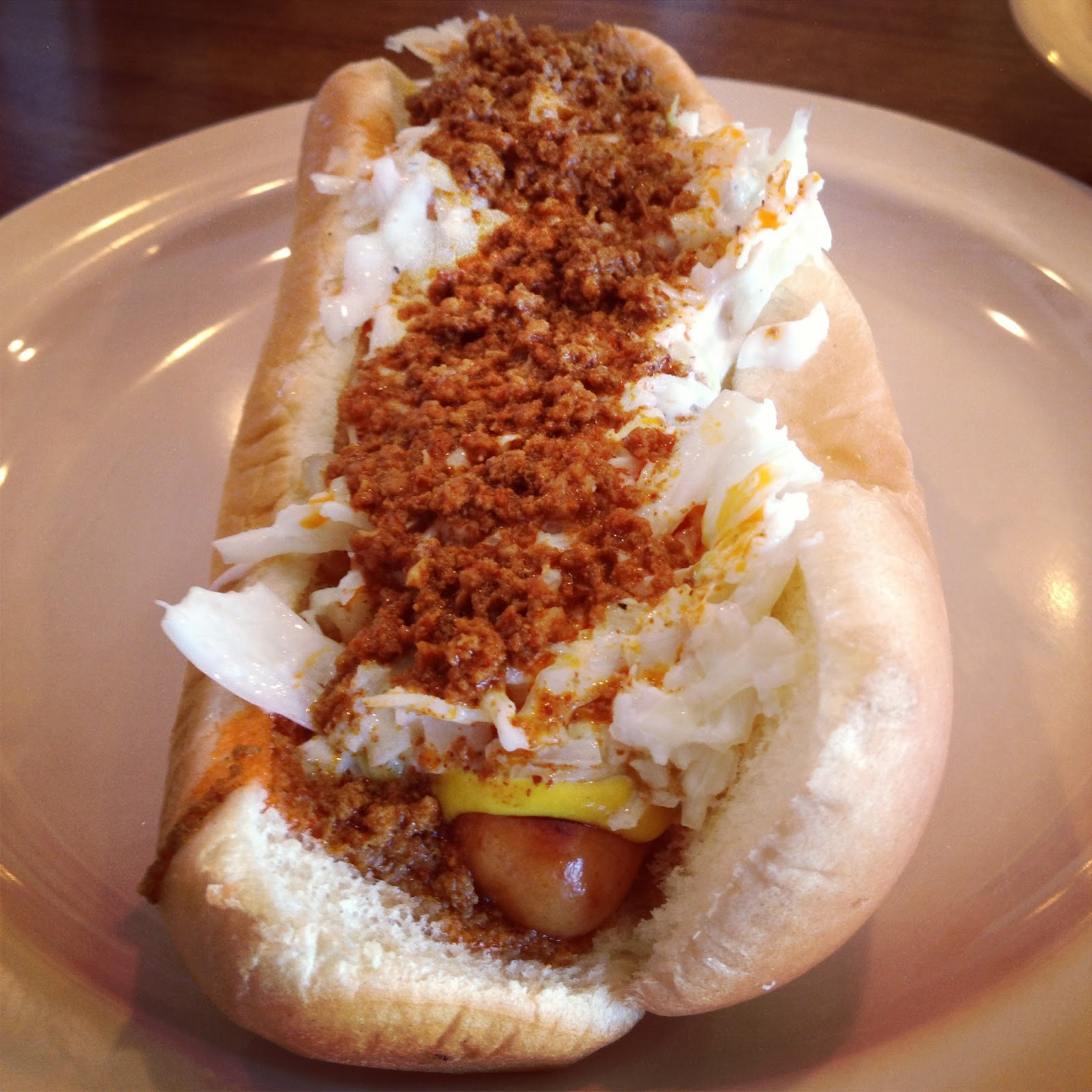 Hot Dogs With Chili
 Fatback and Foie Gras Slow Cooker Hotdog Chili with