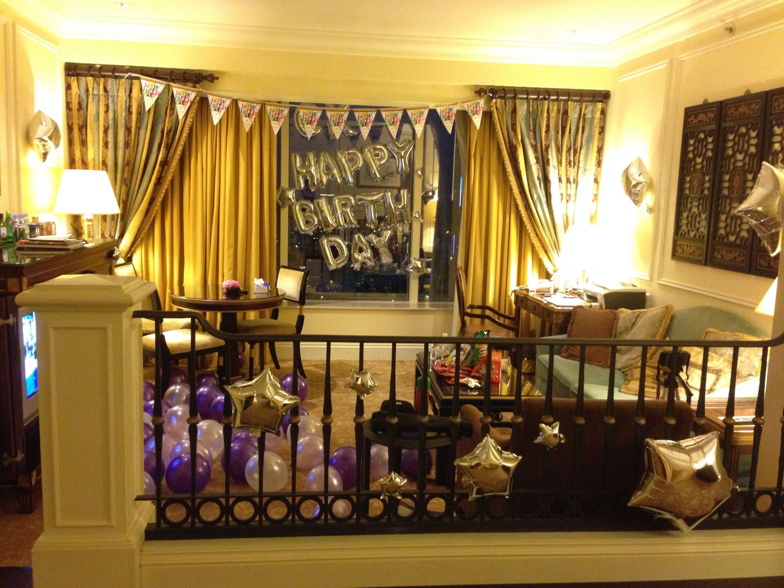 Hotel Birthday Party Ideas For Adults
 decorate a hotel room for birthday parties